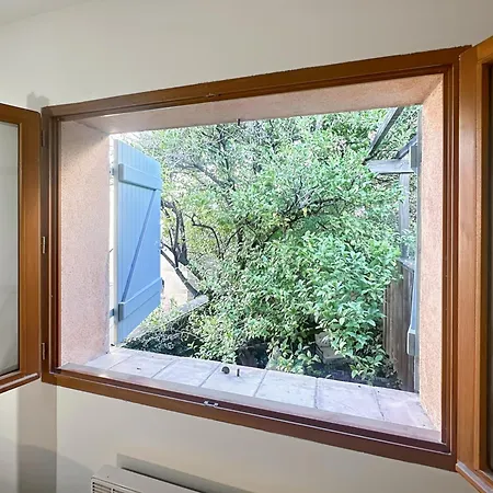 Des Lices Apartment *